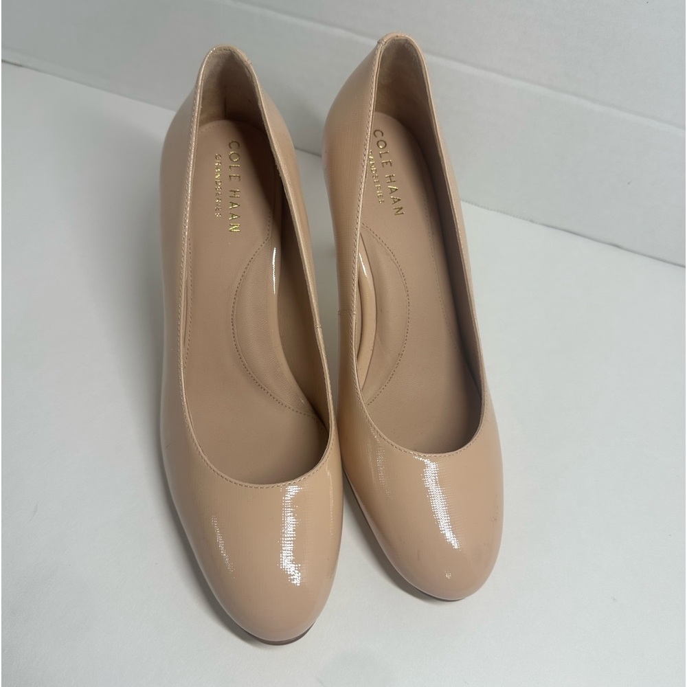 Cole HAAN cream pumps